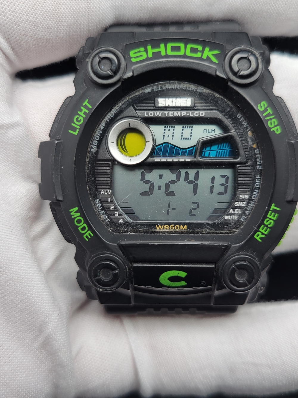 Skmei Black and Green Digital Shock Sports Watch
